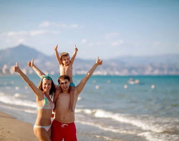 costa-blanca-famille-plage