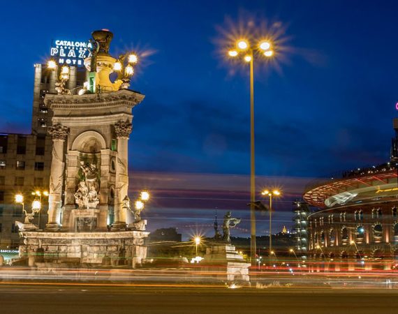 espagne-barcelone-by-night